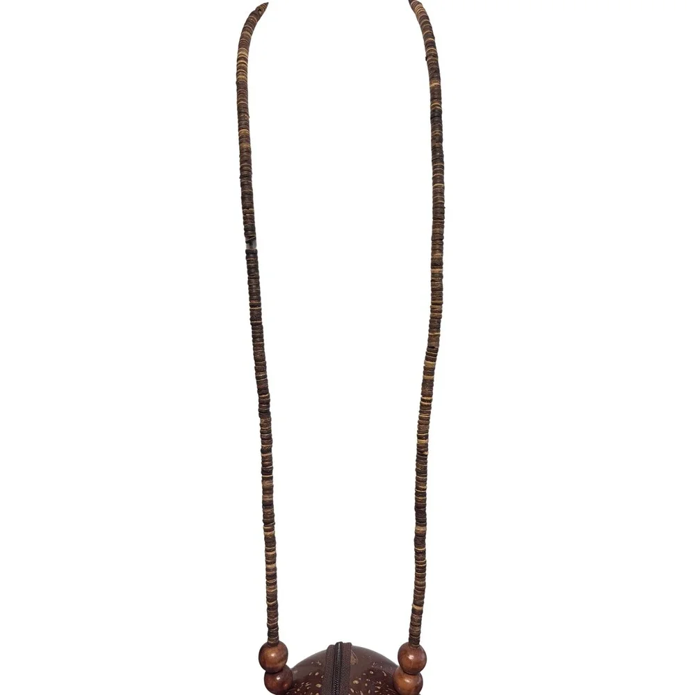 Coconut Shell Crossbody Bag 18